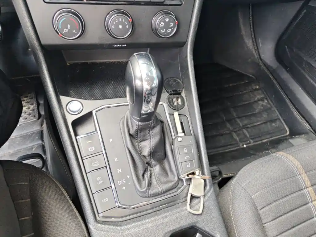 Volkswagen Lavida — миниатюра 19