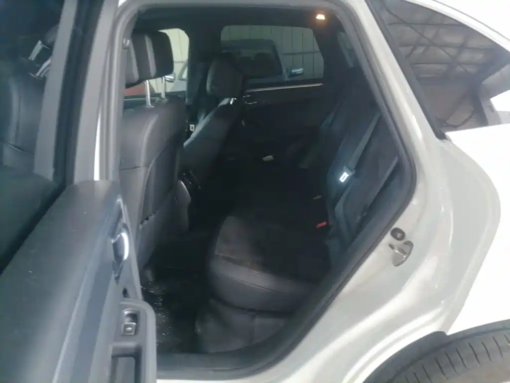 Porsche Macan — миниатюра 22