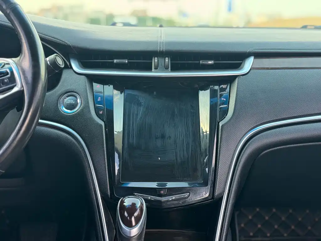 Cadillac XTS — миниатюра 10