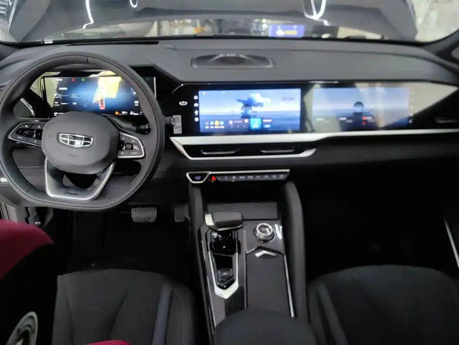 Geely Xingyue L — миниатюра 12