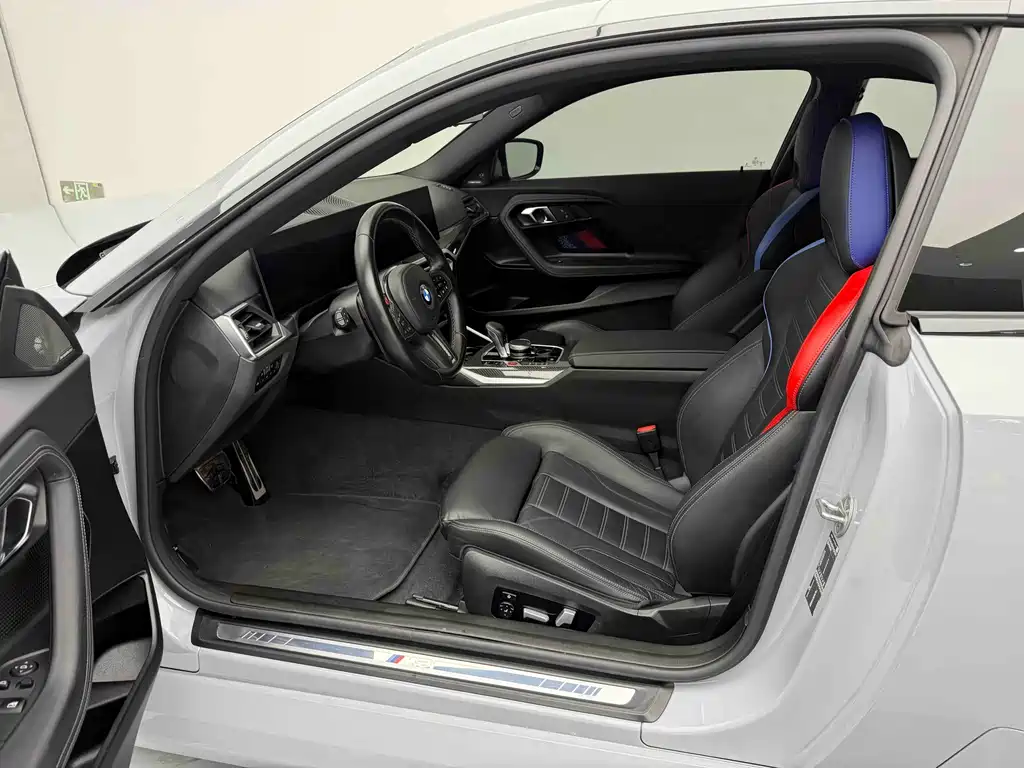 BMW M2 — миниатюра 11