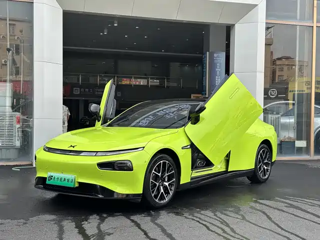 XPeng P7