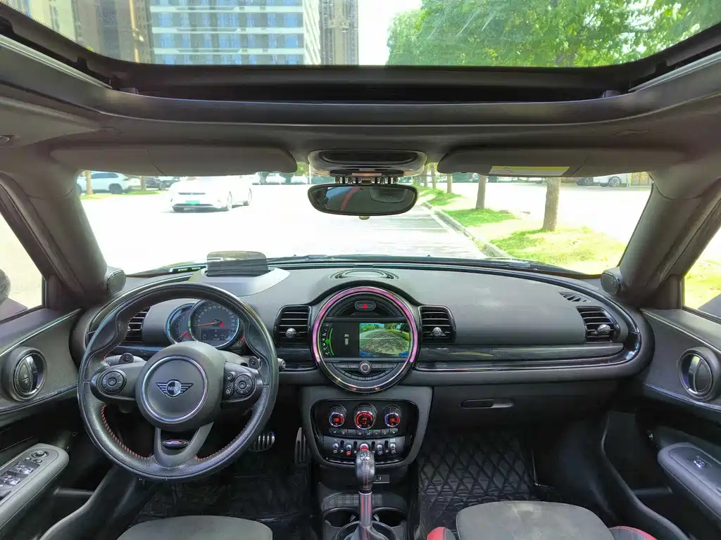 MINI Mini Clubman — миниатюра 6