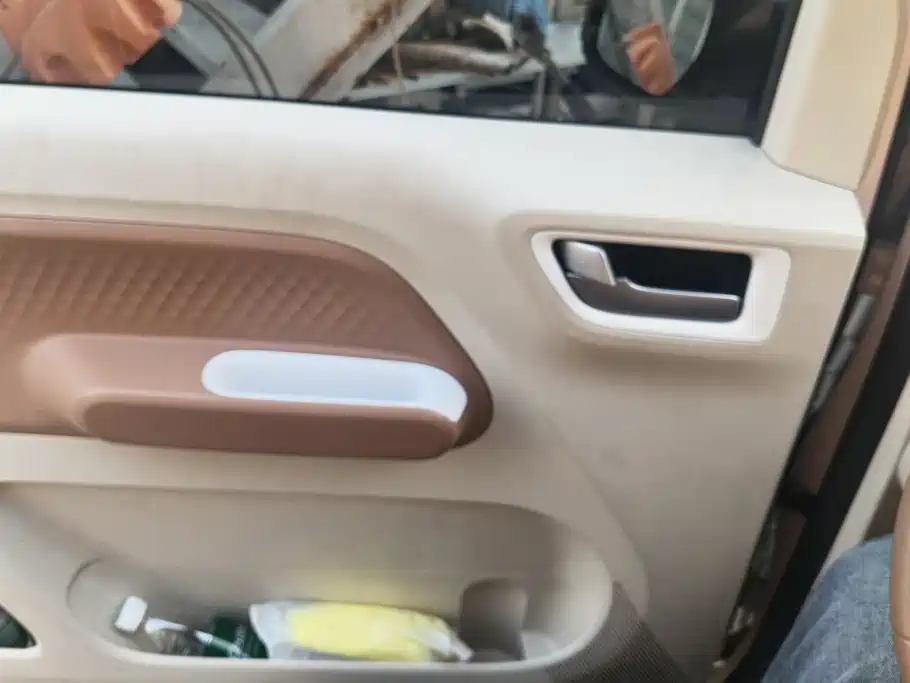 Wuling MINIEV — миниатюра 7