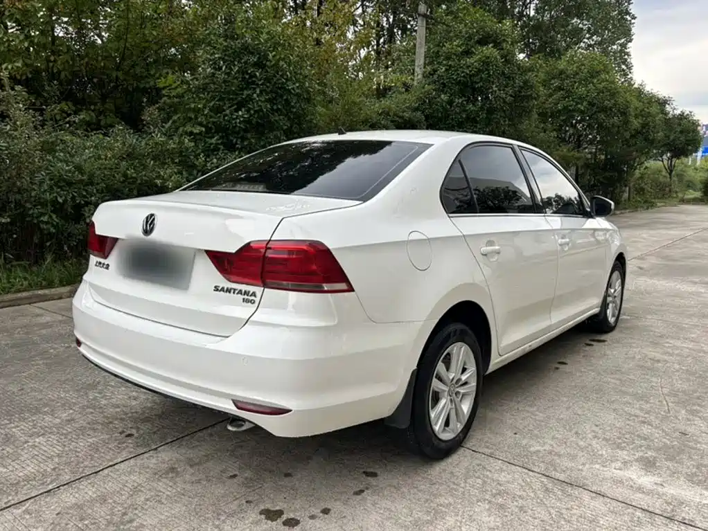 Volkswagen Santana — миниатюра 8