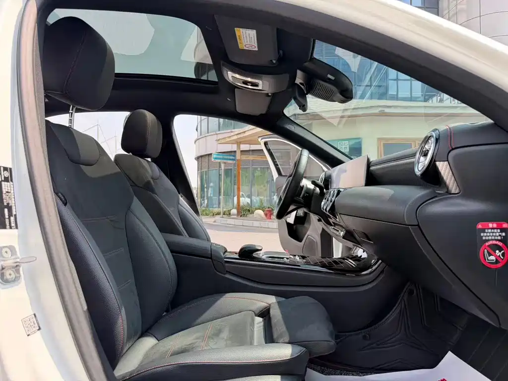 Mercedes-Benz A-Class — миниатюра 13