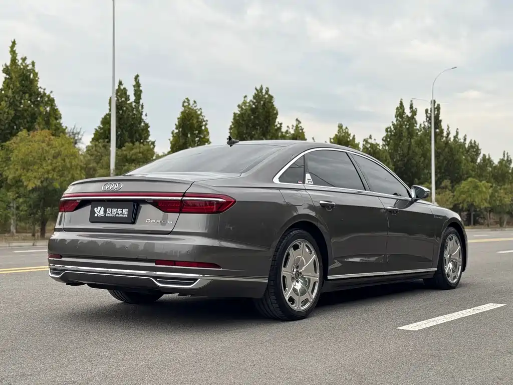 Audi A8 — миниатюра 4
