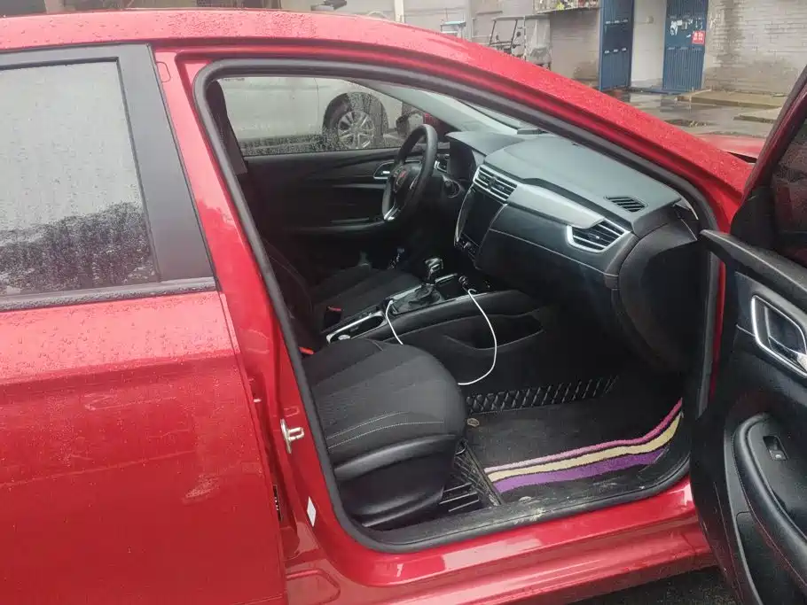 Roewe i5 — миниатюра 8