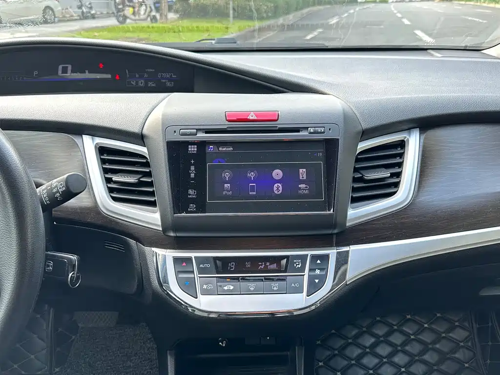 Honda Jade — миниатюра 7