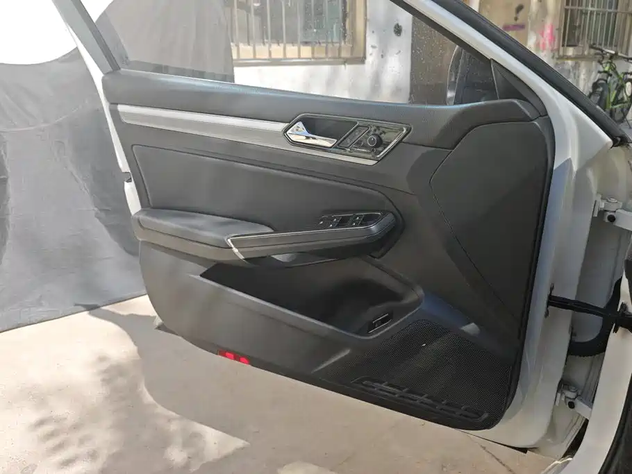 Volkswagen Lamando — миниатюра 7