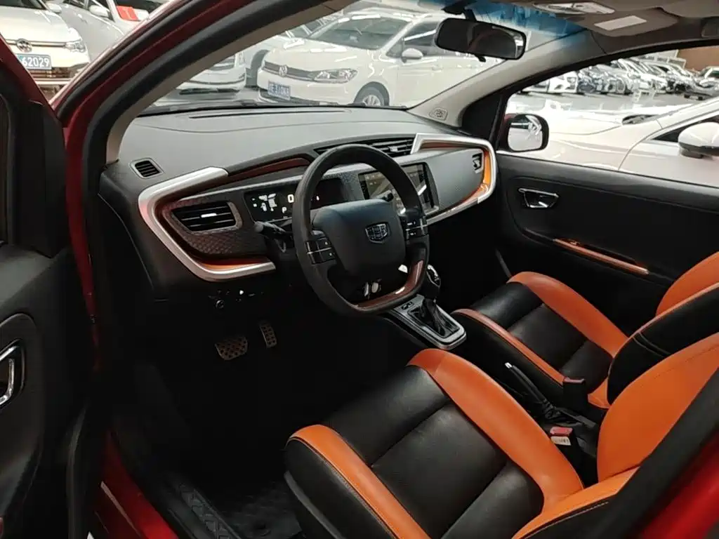 Geely Vision X1 — миниатюра 15