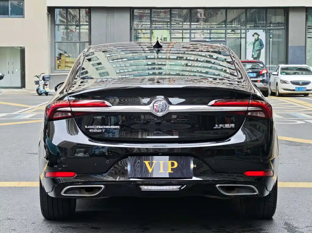 Buick LaCrosse — миниатюра 8