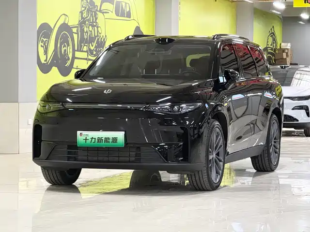 2025 Leapmotor C16