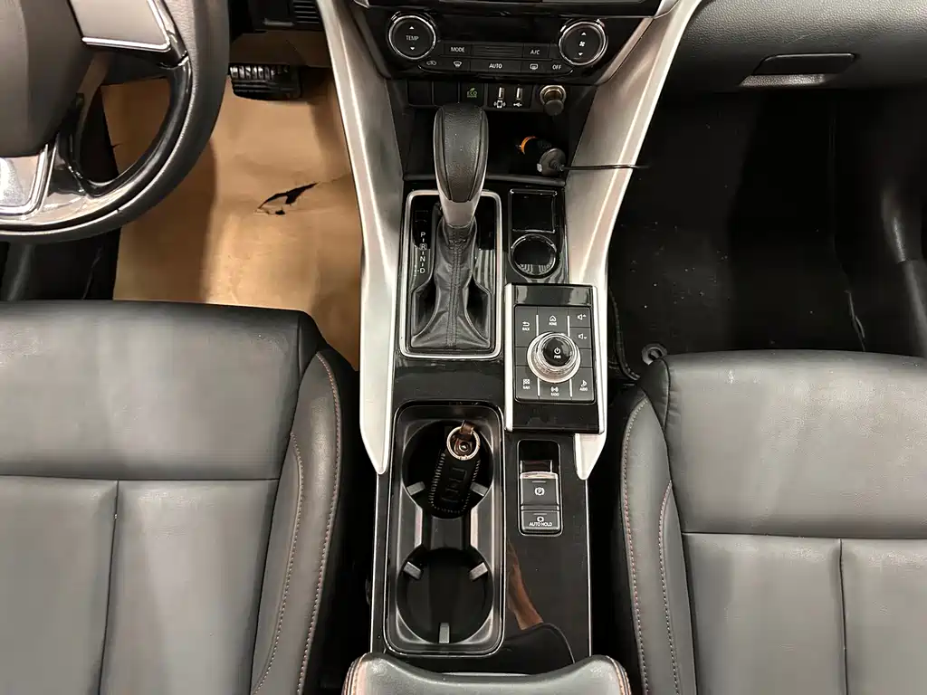Mitsubishi Eclipse Cross — миниатюра 14