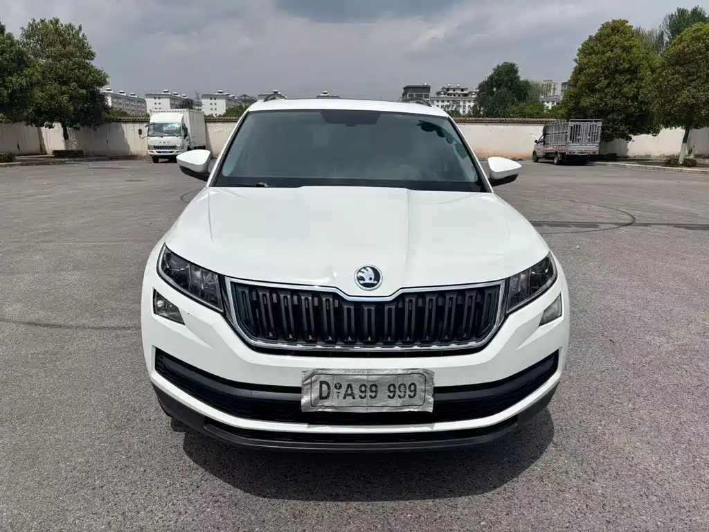 Skoda Kodiaq 2018 TSI330 5 мест Standard
