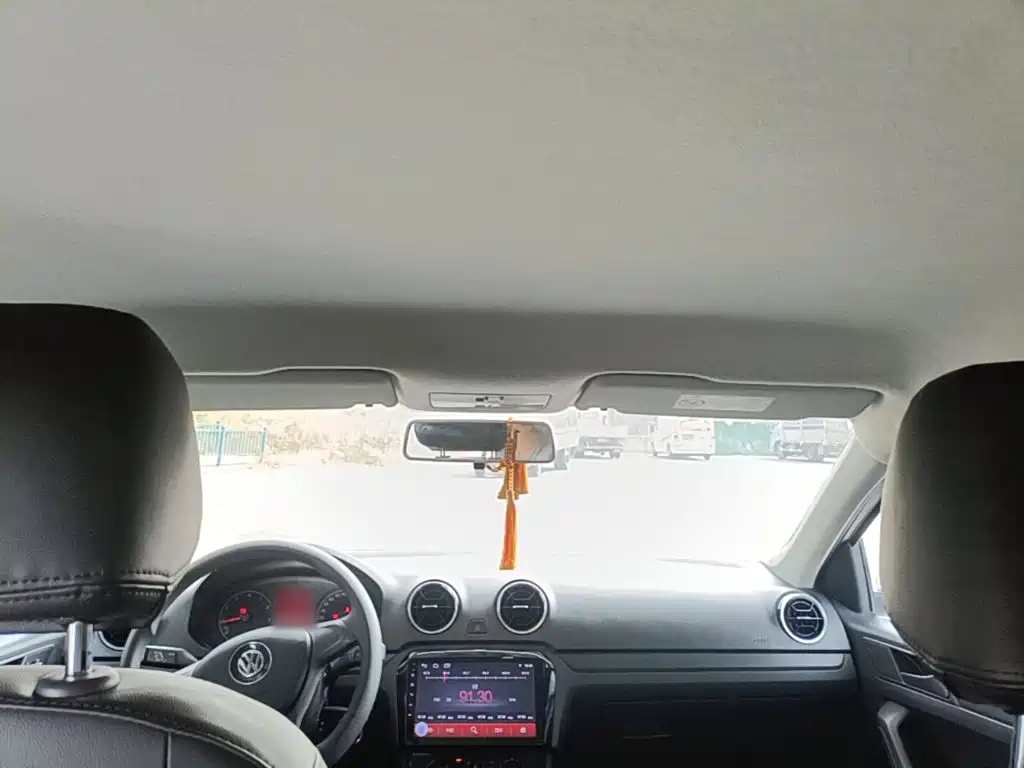 Volkswagen Jetta — миниатюра 18
