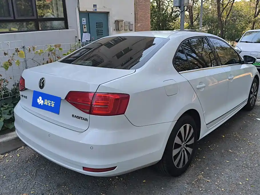 Volkswagen Sagitar — миниатюра 3