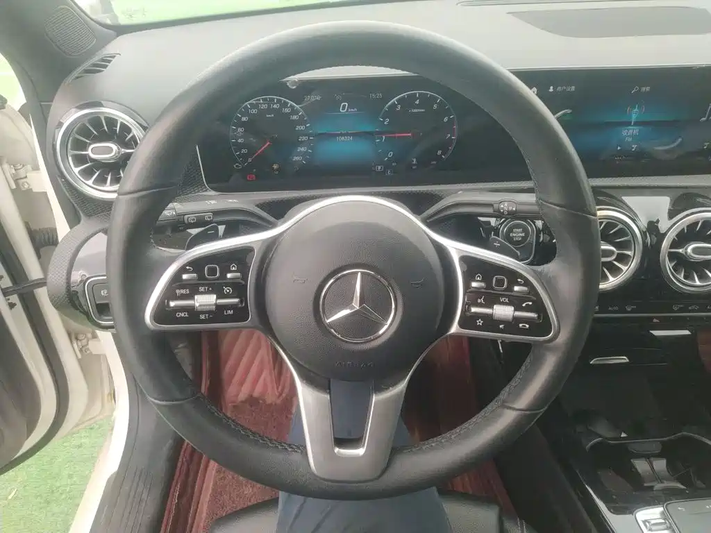 Mercedes-Benz A-Class (Import) — миниатюра 7