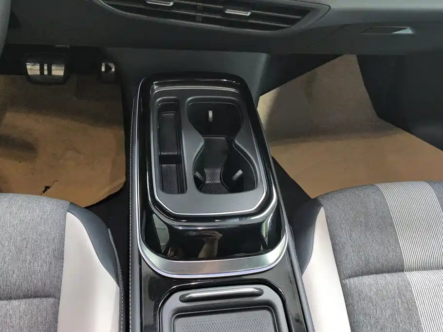 Volkswagen ID.4 Crozz — миниатюра 16