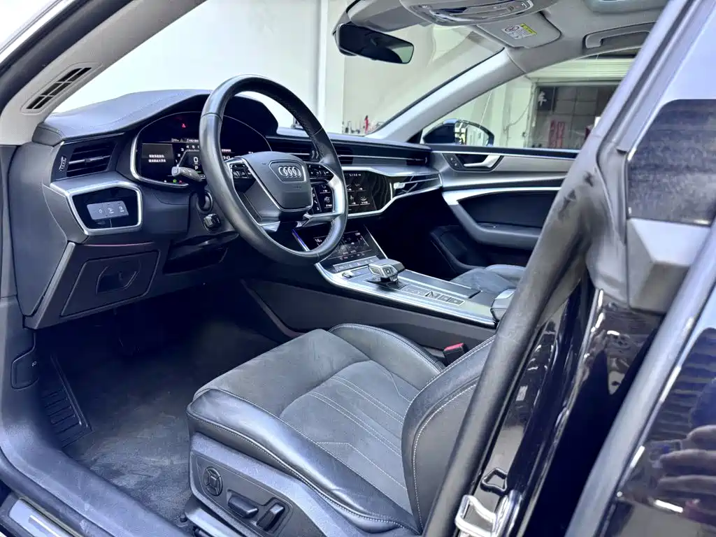 Audi A7L — миниатюра 9