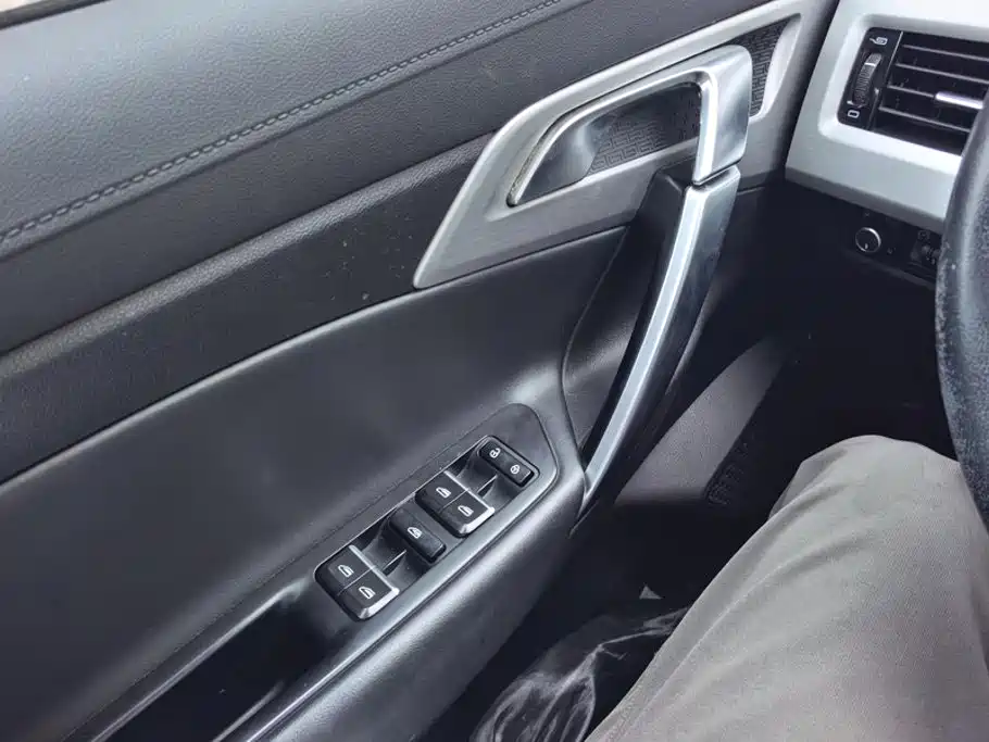 Geely Boyue — миниатюра 7