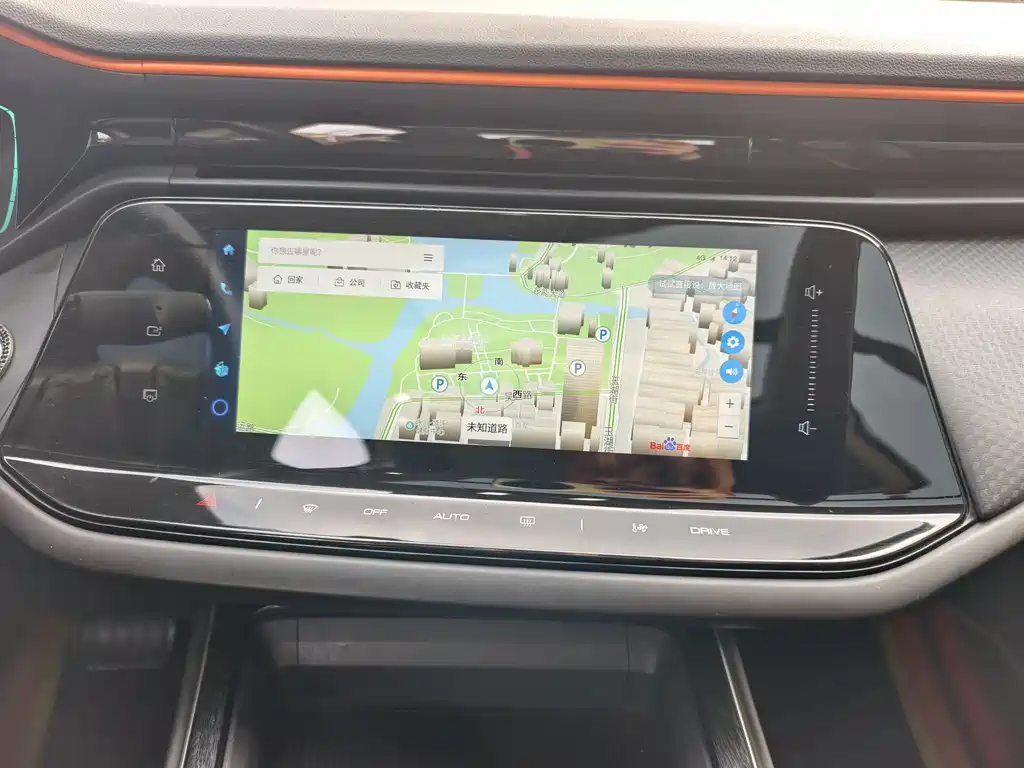 DONGFENG YI HYUN MAX