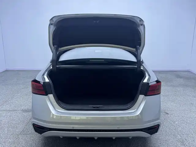 Nissan Teana — миниатюра 18