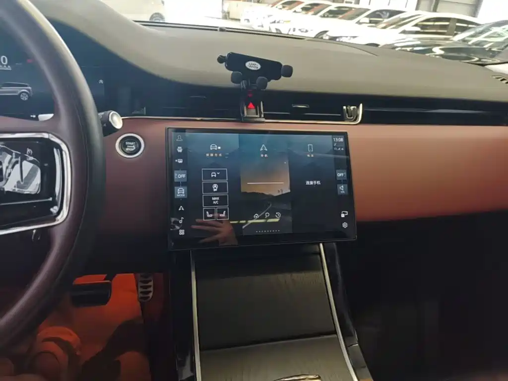 Land Rover Range Rover Evoque 2024 L HSE