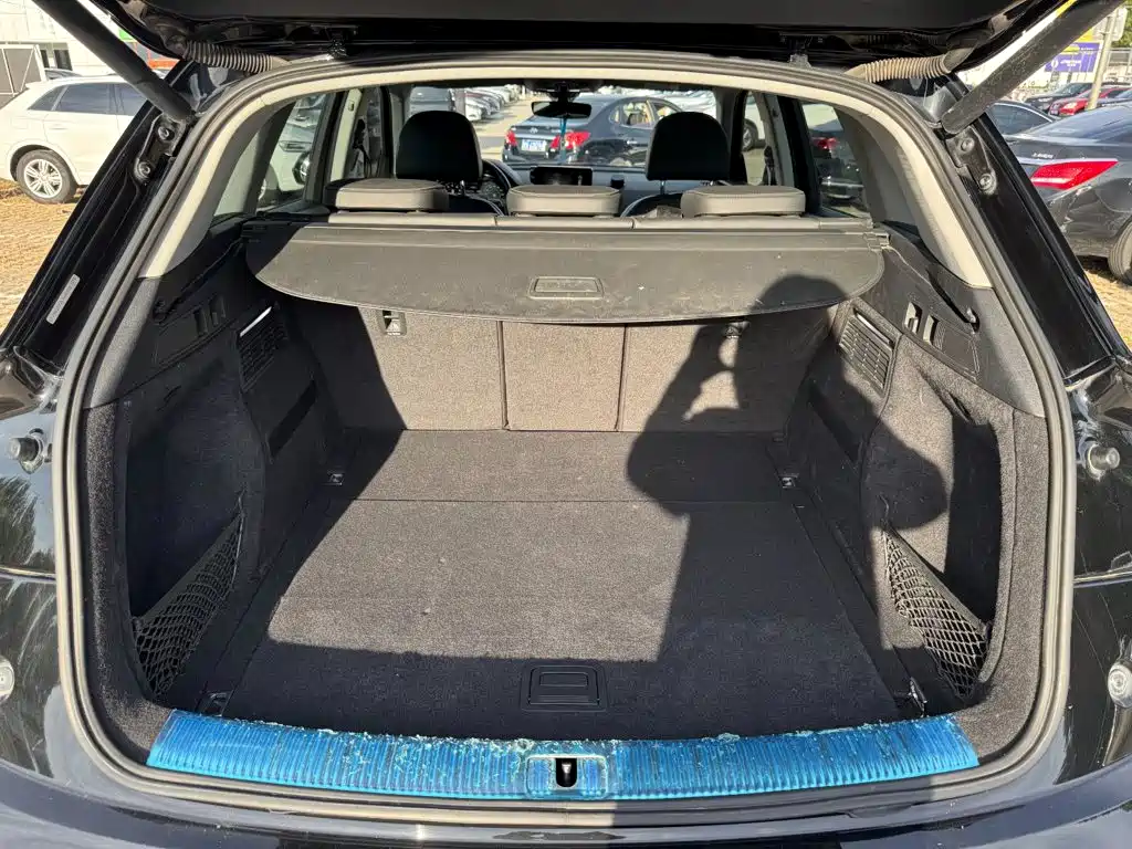 Audi Q5L — миниатюра 9