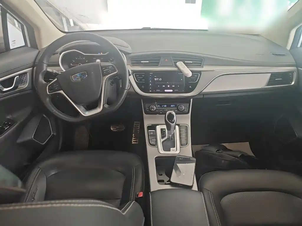 Geely Emgrand GS — миниатюра 10