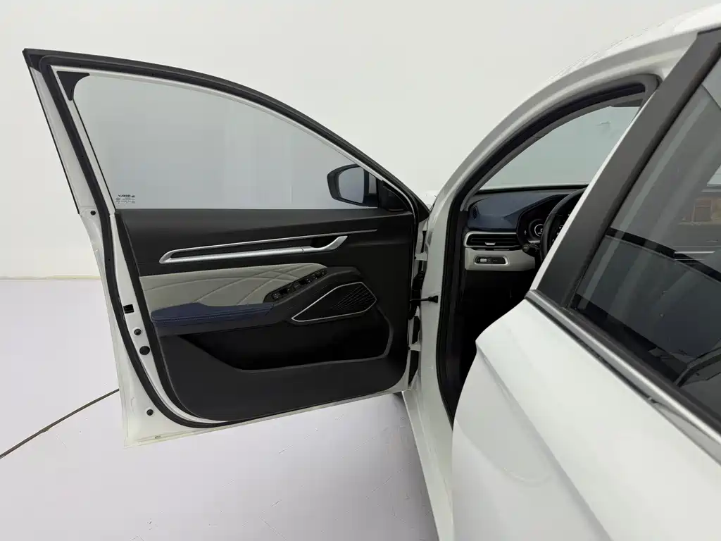 Geely Emgrand - фото 12