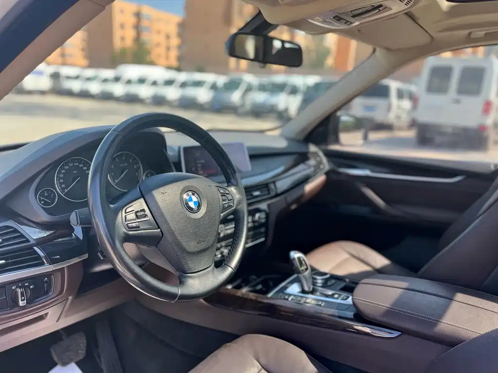 BMW X5 (Import) — миниатюра 4