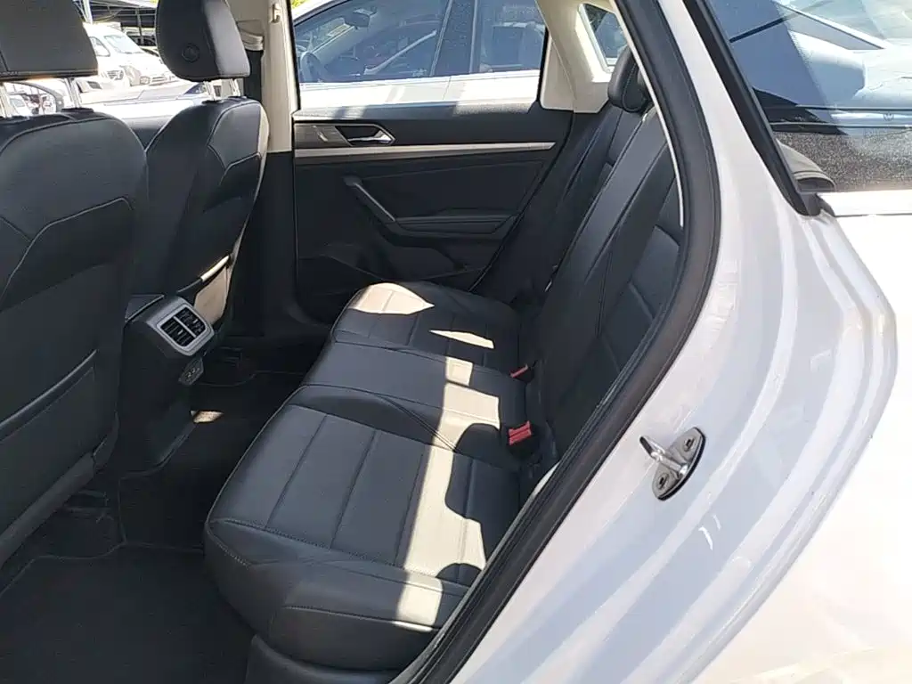 Volkswagen Lavida Pure Electric — миниатюра 17