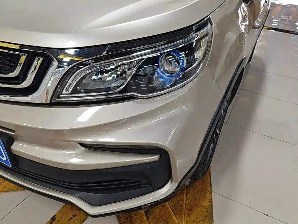 Geely Vision X3 — миниатюра 24