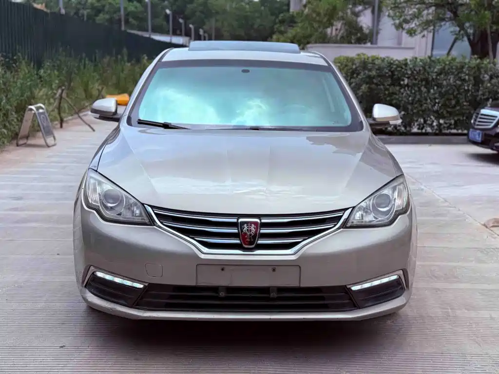 Roewe 360 — миниатюра 2