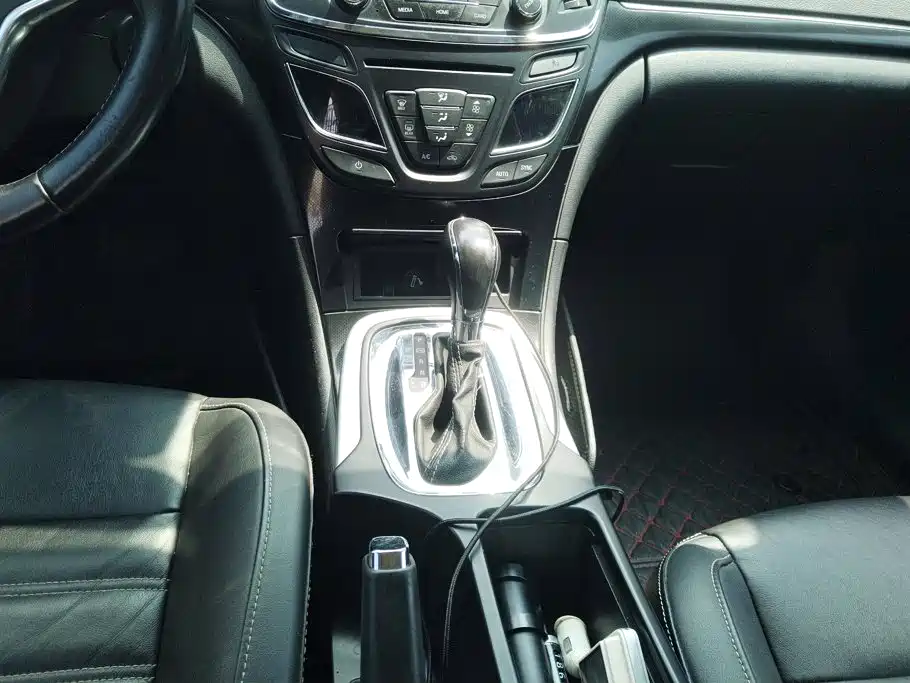 Buick Regal — миниатюра 16
