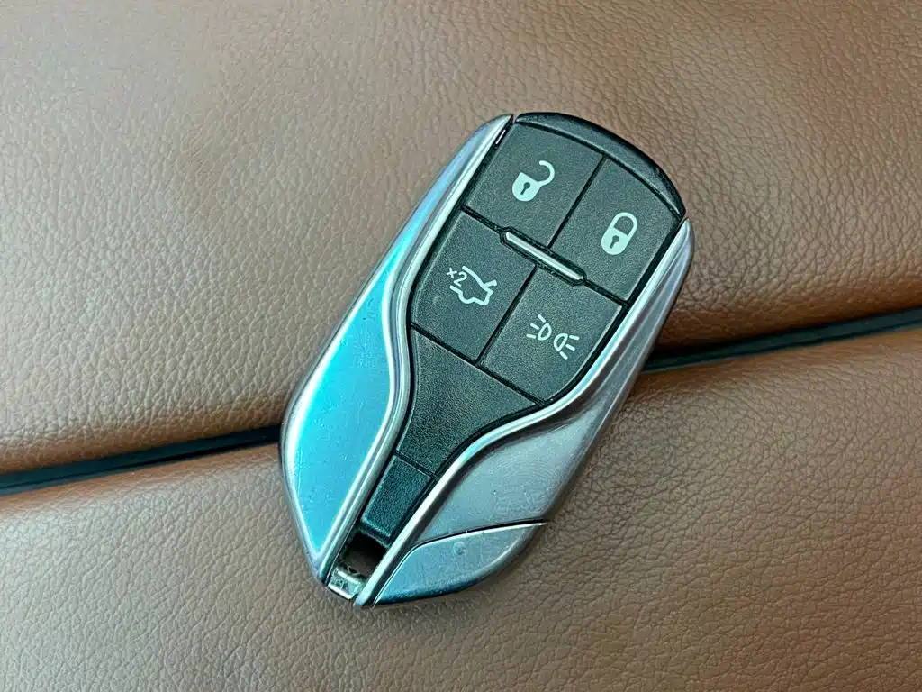 Maserati Quattroporte — миниатюра 24