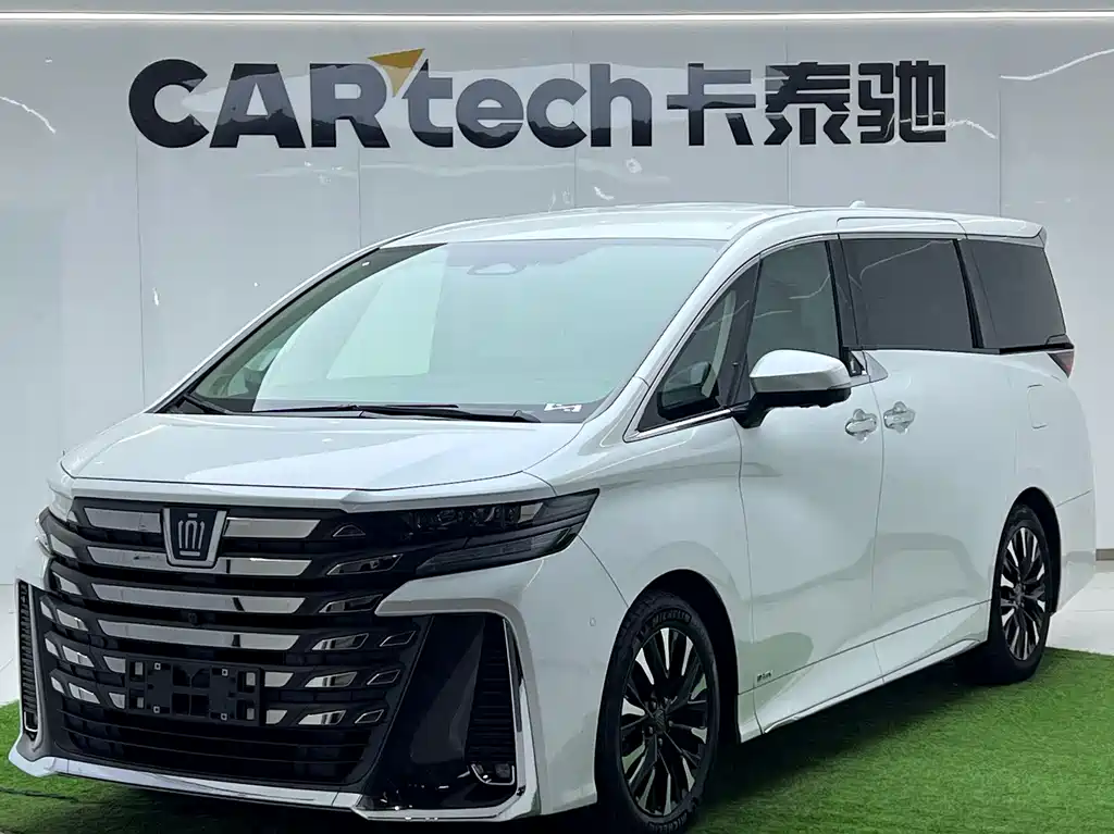 Toyota Vellfire 2024