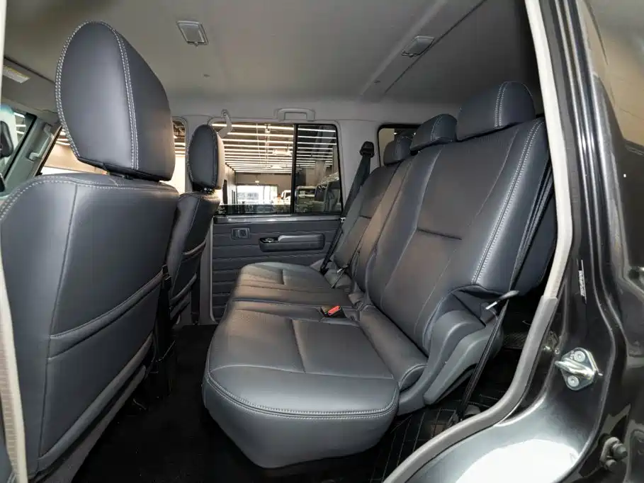 Toyota Land Cruiser — миниатюра 10