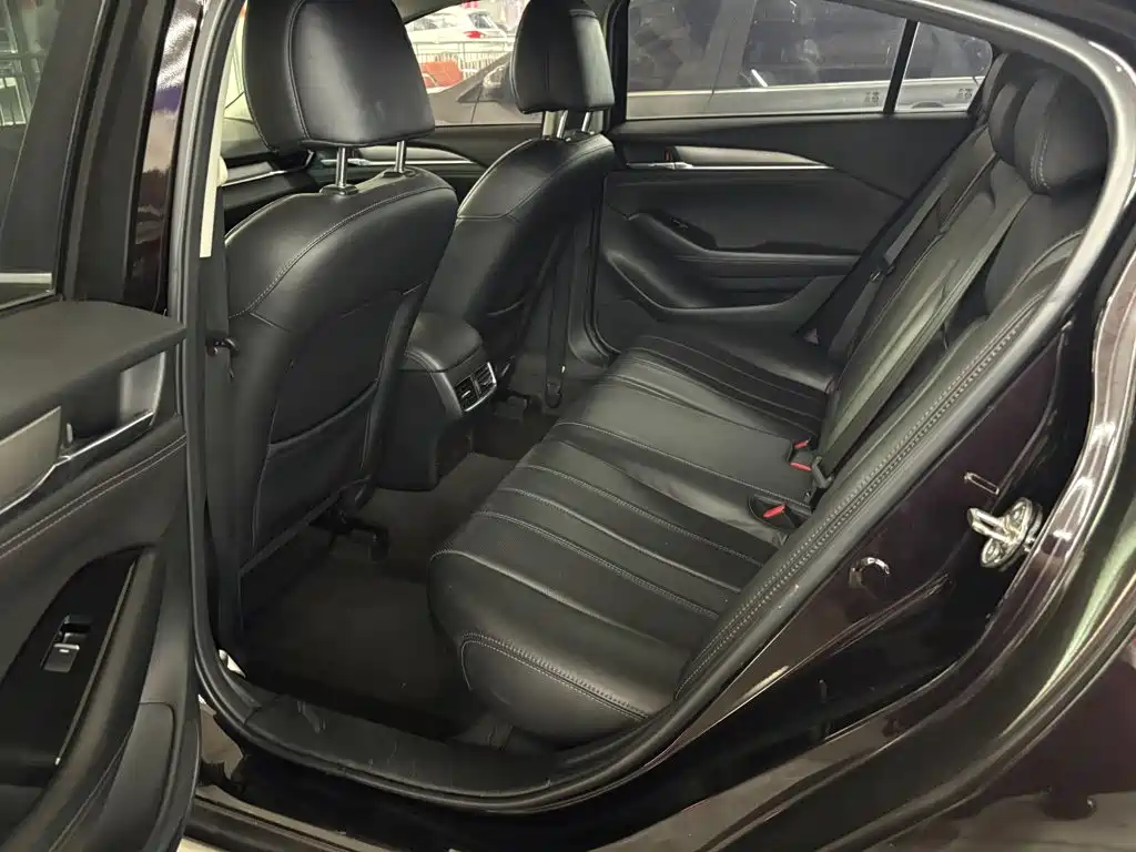 Mazda Atenza — миниатюра 7