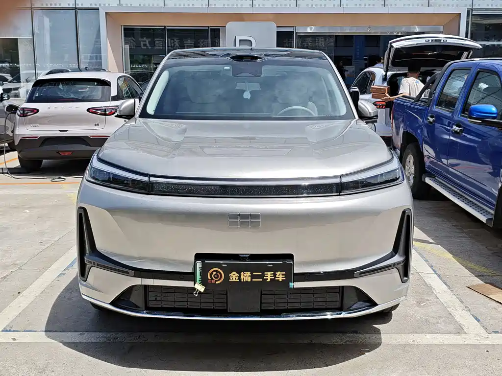 Geely Galaxy Galaxy M9 M9 2025 210km