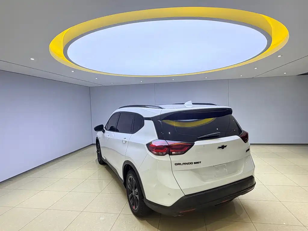 Chevrolet Volando — миниатюра 6