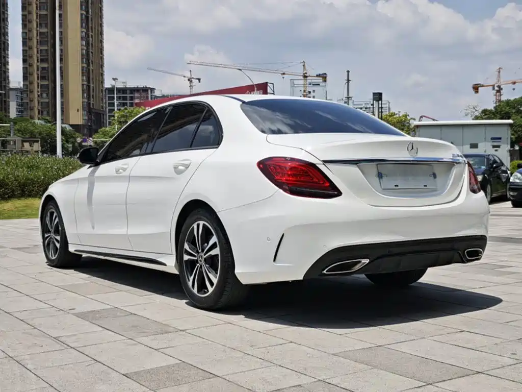 Mercedes-Benz C-Class — миниатюра 9
