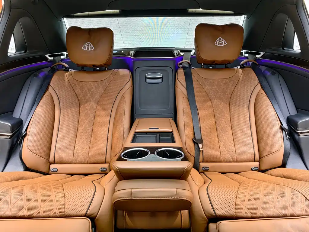 Mercedes-Benz S-Class — миниатюра 13