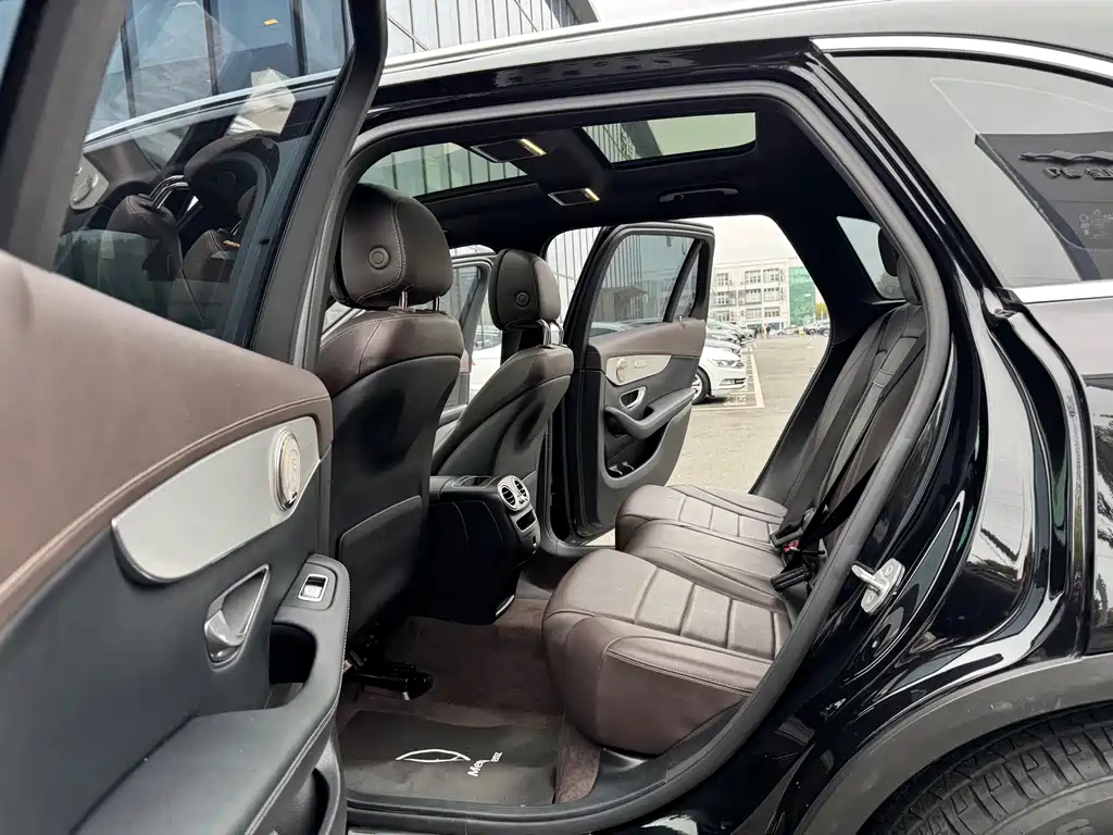 Mercedes-Benz GLC — миниатюра 6