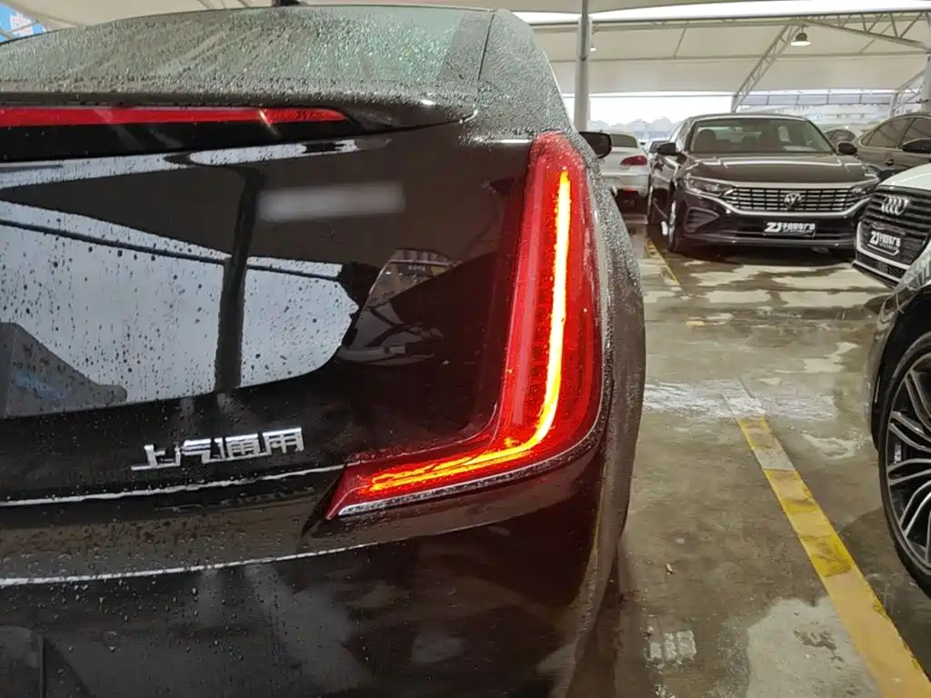 Cadillac XTS — миниатюра 8