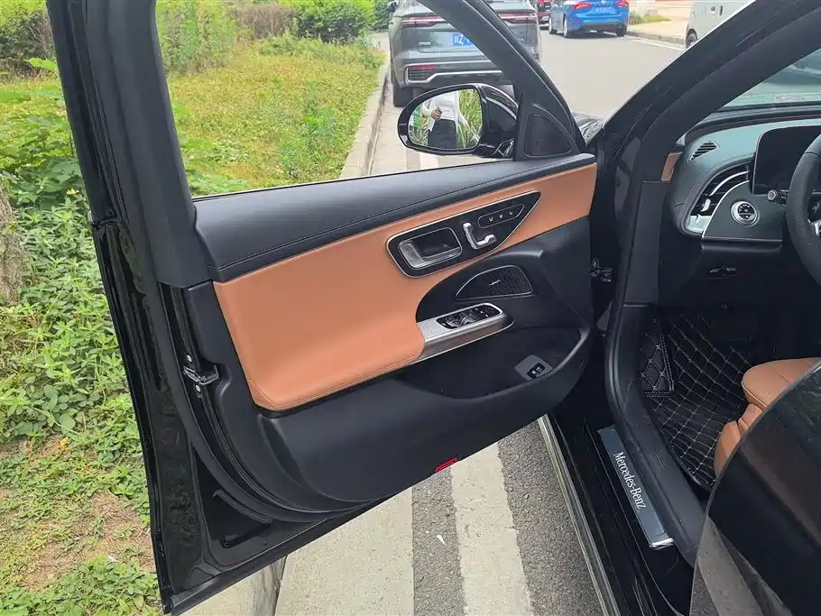 Mercedes-Benz E-Class E 2026 E 260 L