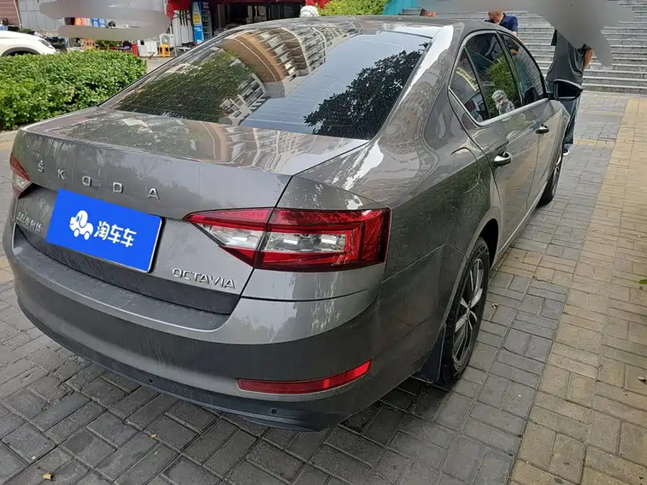 Skoda Octavia — миниатюра 3