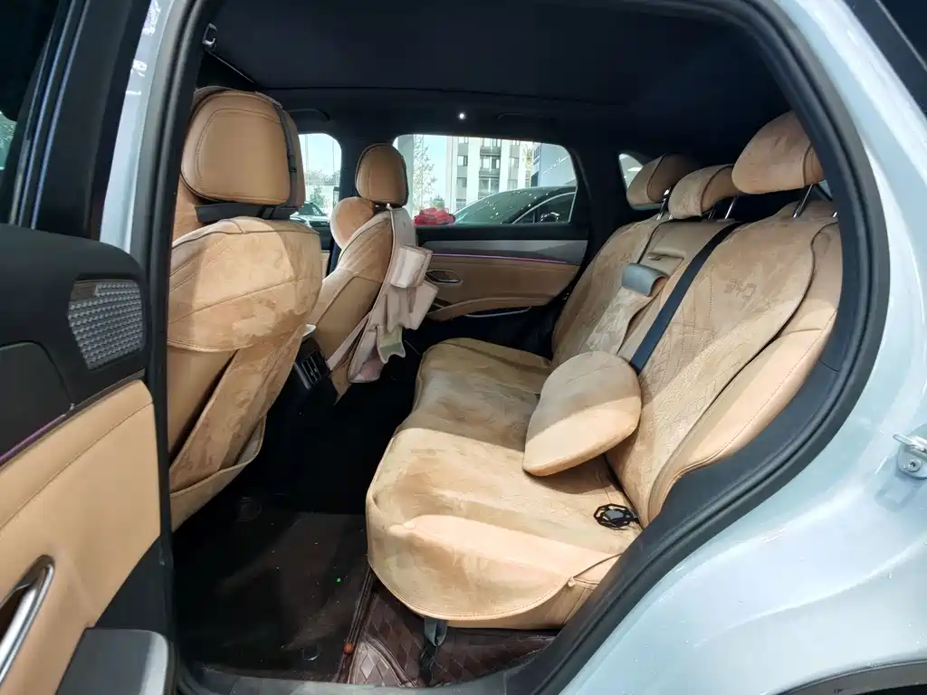 BYD L DM-i — миниатюра 10