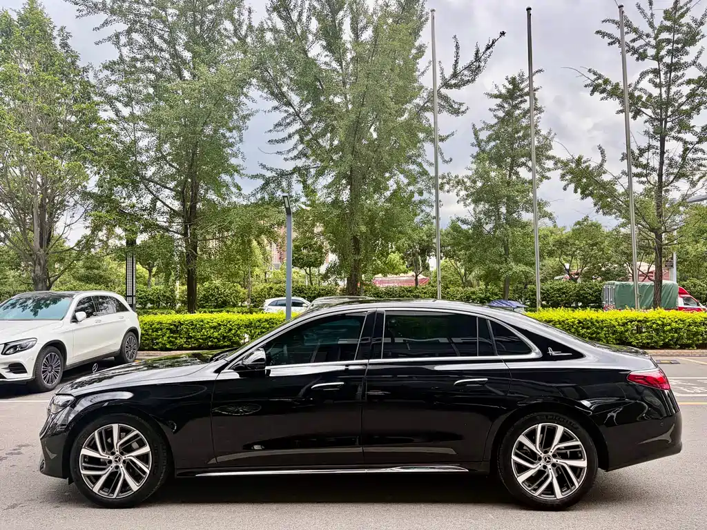 Mercedes-Benz E-Class E 2024 E 300 L Fashion